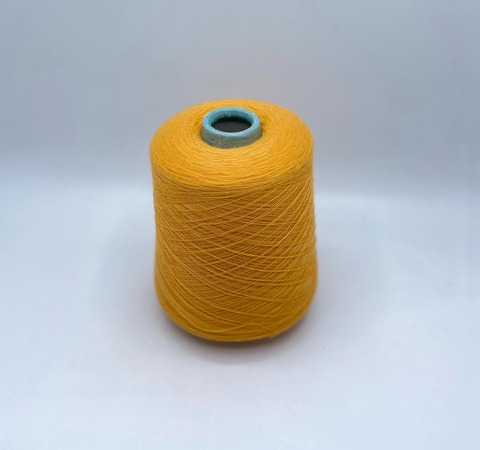 Botto Poala (пр.Италия),art-Labrador 2/60 3000м/100гр. 100%меринос , цвет-Цитрус(31/16/626) арт.33511