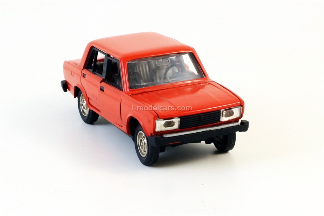 VAZ-2105 Lada red with black bottom 1:43 Agat Mossar Tantal
