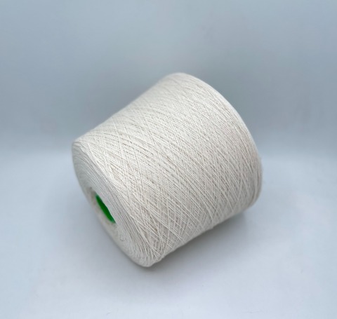 Botto Poala (пр.Италия),2/18 900м/100гр. 70%меринос 30%Кашемир , цвет-Молочный арт.29632
