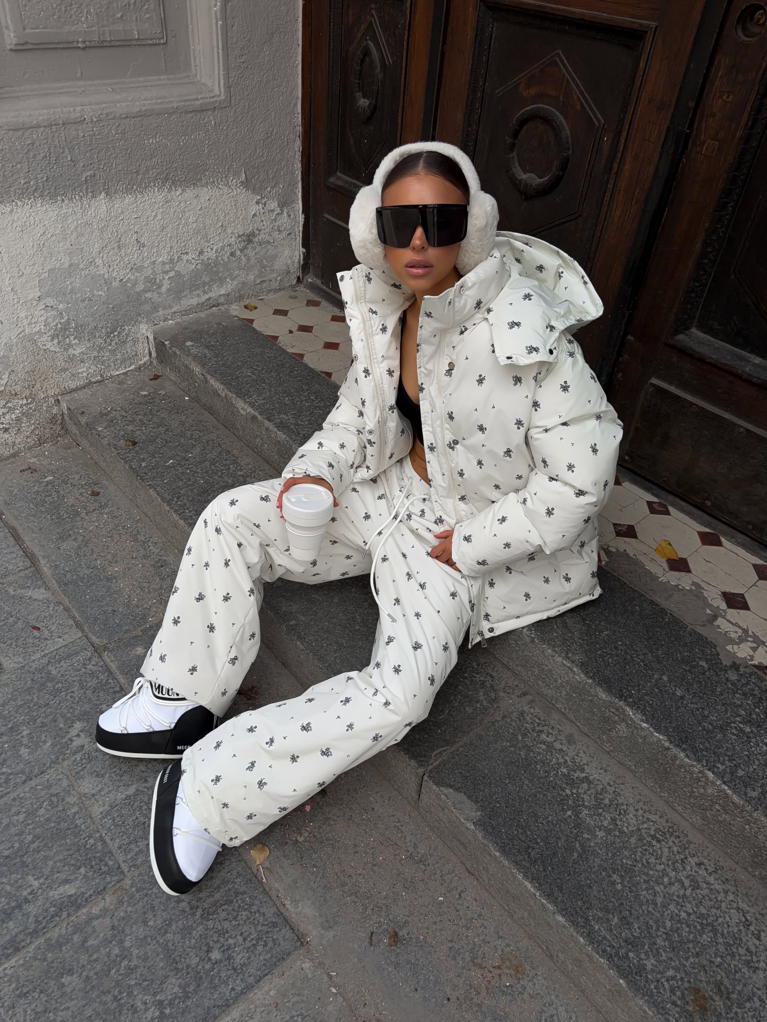 Костюм