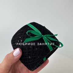 Пайетки на хлопке 3 мм. цвет 008 черная нить, глянцевые черные пайетки