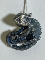 Хамелеон (брошь из серебра)
