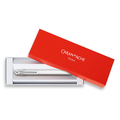 Ручка перьевая Caran d'Ache 849 Office Classic Laquer White, B (843.001)