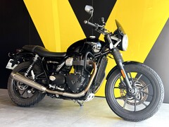 Triumph Street Twin 900