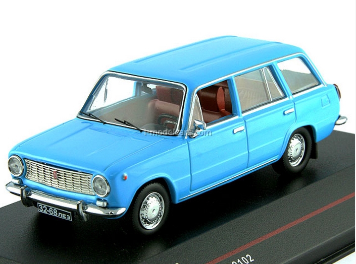 MODEL CARS VAZ-2102 Lada Jiguli blue 1972 IST110 IST Models 1:43