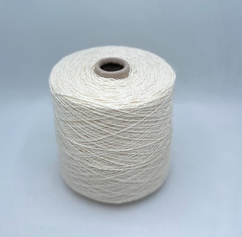 Бобинная пряжа (пр.Италия),art-Arpa, 225м/100гр, 96% Лен 4% Полиамид . цвет-Молочный. арт.26440