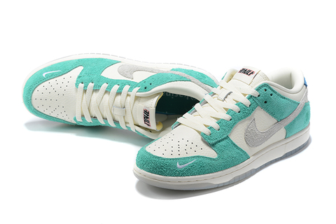 Kasina x Nike Dunk Low 'Sail/White/Green' 