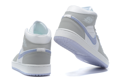 Air Jordan 1 Mid SE 'Grey/White/Light Blue' 