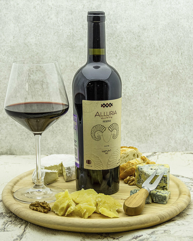 Вино Alluria Резерв Красное Сухое 2016 г. 14%, 0,75 л, Армения