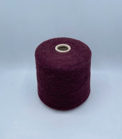 Millefili (пр.Италия),art-Merinodosgarz 740м/100 гр. 78%Шерсть 20%Полиамид 2%Полиэстер, цвет-Вишневый,неоднотонный,арт-30732