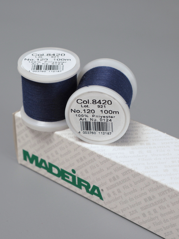 Нитки швейные Madeira aerofil №120 Col. 8420 темно-синий (100 м)