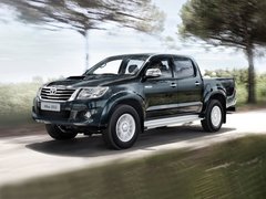 Чехлы на Toyota Hilux 2005–2015 г.в.