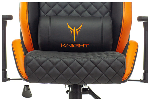 Кресло игровое Knight Outrider (Бюрократ)