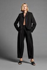 ZARA БРЮКИ С ЗАЩИПАМИ И ШЛЕВКАМИ — ZW COLLECTION, ЧЕРНЫЙ