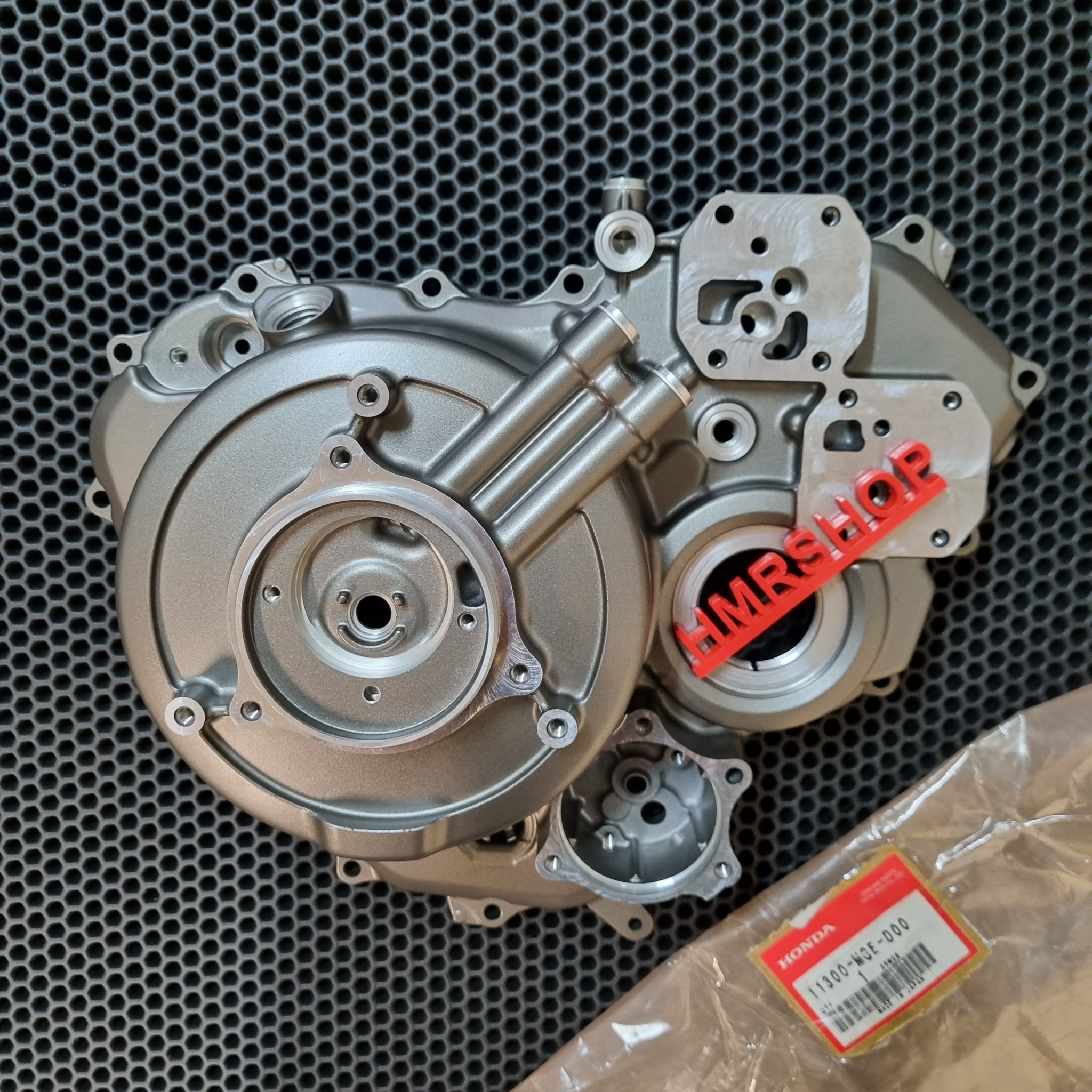 Honda Крышка сцепления правая DCT VFR 1200 FD XD автомат 11300-MGE-D00