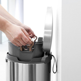 Мусорный бак Brabantia (40л) FB матовый с защитой от отпечатков, артикул 482021, производитель - Brabantia, фото 4