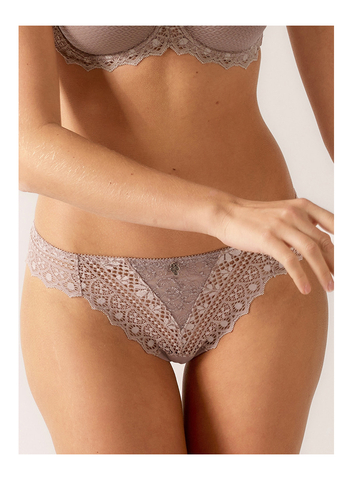 Кружевные трусы стринги Empreinte CASSIOPEE 01151