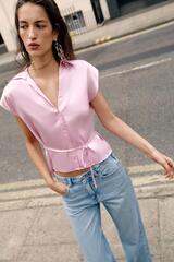 ZARA АТЛАСНАЯ РУБАШКА БЕЗ РУКАВОВ С ПОЯСОМ, РОЗОВЫЙ