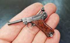 Miniature Luger P08