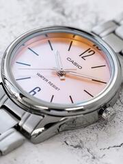 Часы женские Casio LTP-V005D-4B Casio Collection