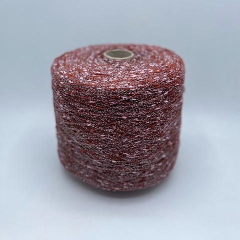 Бобинная пряжа (пр.Италия), art-Cosmos 630м/100гр. 20% Металлик 5%Полиамид 75% Вискоза, цвет-Кирпично-розовый на черной основе арт.25024