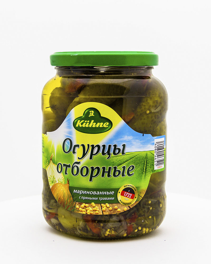 Огурцы Kuhne Отборные 670 г