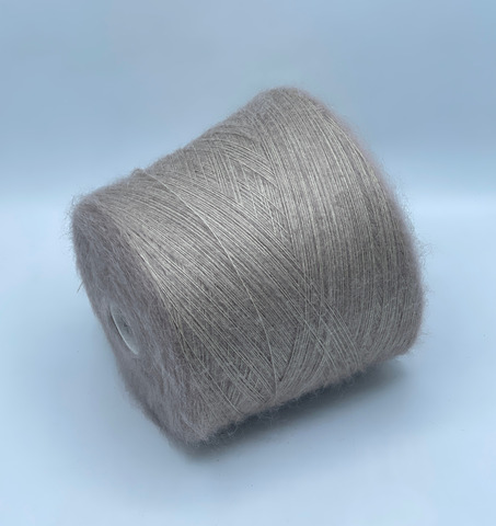 Luxury Producttion by Ri.Go, Silkid, 850м. 70% Мохер, 30% Шелк, Латунь(874/6), 39570
