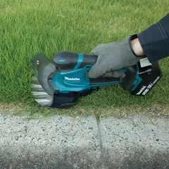 Аккумуляторные ножницы Makita DUM604ZX