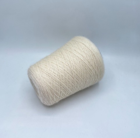 Бобинная пряжа (пр.Италия), art-Aran, 405м/100гр. 100% Шерсть, цвет- Молочный(1/13), арт.34409