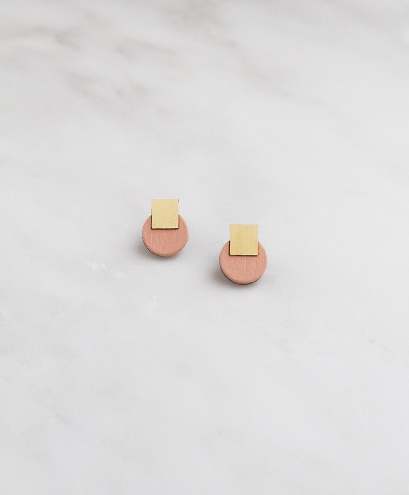 Серьги Mini Sol Studs Blush