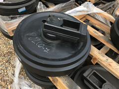 Колесо направляющее PC200-7/PC200-8/PC220-7/PC220-8 HSB (Ленивец)
