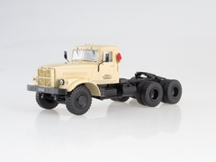 KRAZ-258 258B1 tractor 1:43 DeAgostini Auto Legends USSR Trucks #17