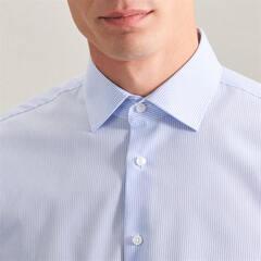 Сорочка мужская Seidensticker Slim Fit 01.693640-11 в полоску голубая