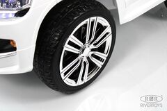 TOYOTA M555BX 4WD (лицензионная модель) с дистанционным управлением