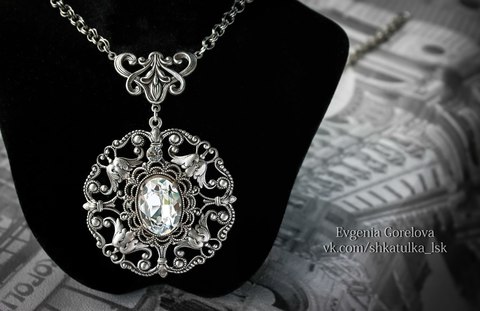 Комплект для создания кулона с кристаллом Сваровски и винтажной фурнитуры ()