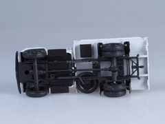 GAZ-52-84 white 1:43 Nash Avtoprom