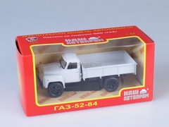 GAZ-52-84 white 1:43 Nash Avtoprom