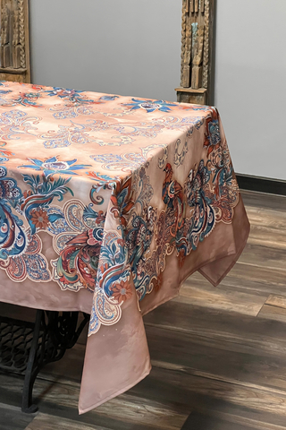 Tablecloth 