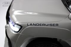 Toyota Land Cruiser  G555GG 4WD (лицензионная модель)