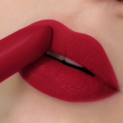 RELOUIS Помада матовая RED LIMIT тон 1993 Berry Red