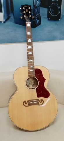 GIBSON 2019 J-200 Studio Antique Natural