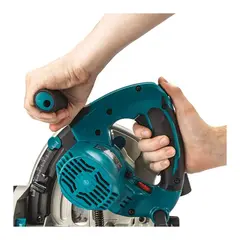 Погружная дисковая пила Makita SP6000J
