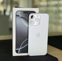iPhone 16 Pro Max, 512 ГБ б/у