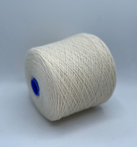 Zegna Baruffa (пр.Италия), art.3172, 3/17 567м/100гр, 40%Меринос 40%Ангора 20%Полиамид, цвет-Белый арт.23579