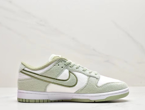 Nike Dunk Low SE 'Fleece Honeydew' 