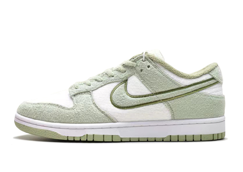 Nike Dunk Low SE 'Fleece Honeydew' 