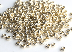 Toho Demi Round 11/0 цвет 0558PF Permanent Finish Galvanized Silver