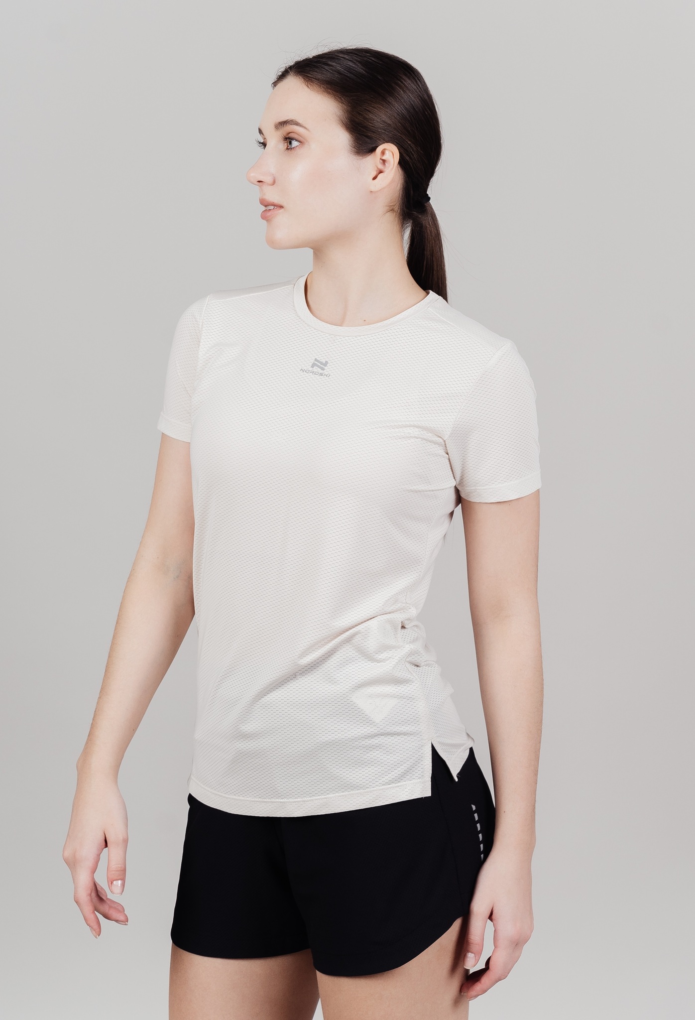 Женская спортивная футболка Nordski Motion beige - 2