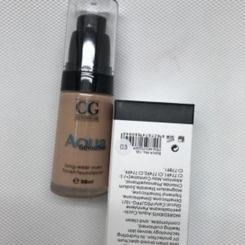 OG-FS5209 Тональная основа для макияжа стойкая тон 03 AQUA SMOOTHER