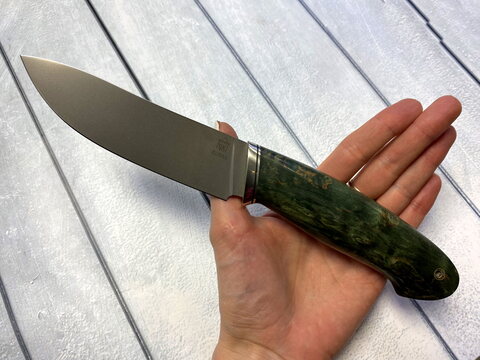 Нож Охотник, сталь Elmax, карельская береза